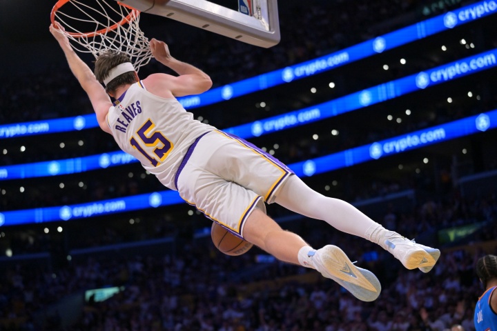 5年2.41亿&4年1.78亿！湖记：里夫斯想要顶薪 不确定他是否会降薪